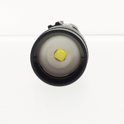 Material de la aleación de aluminio del lumen de la linterna de LED del Aa EDC del Cree del botón alto