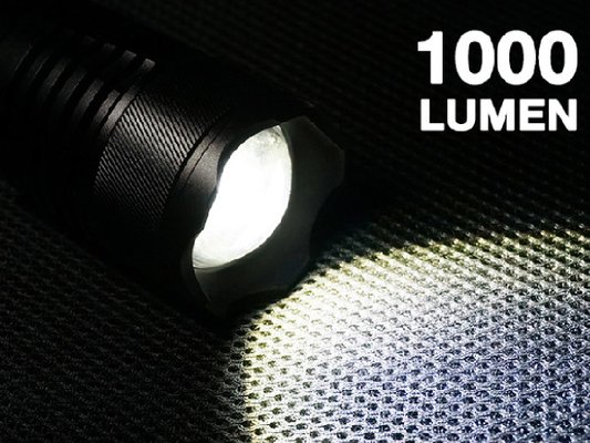 Lumen principal de la luz de antorchas 1000 de la alta seguridad del enfoque con 9 * pilas AA