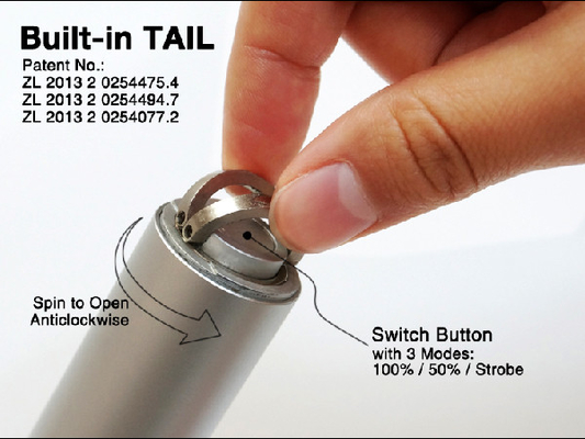 Lumen adaptable calificado de la linterna 140 del llavero del LED con la batería 3AAA