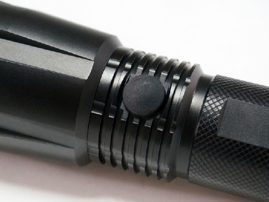 El lumen negro del color 500 llevó la linterna, linterna llevada militar de 6 vatios