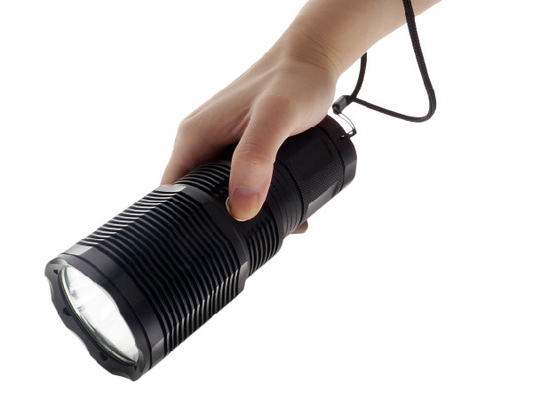 Prenda impermeable recargable de la linterna de LED IP67 del alto lumen para la seguridad