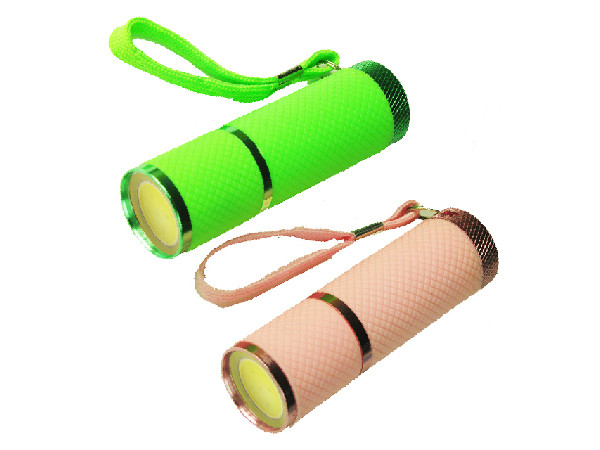 MAZORCA de 3W linterna de LED del EDC de 200 lúmenes CON la pila AAA Ø26.5 * 88.5m m