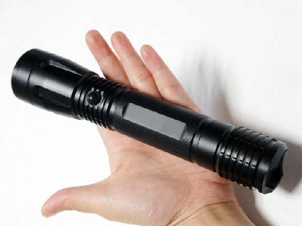 500 temporeros llevados resistentes del color de la linterna 6400K del Cree T6 del lumen para buscar